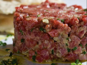 STEAK TARTAR