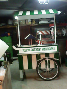 Carro hamburguesas y perritos