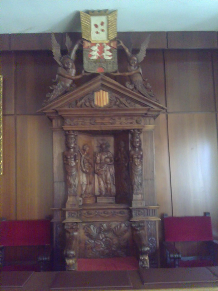 SILLA DEL JUSTICIA DE DAROCA (1589) UTILIZADA ACTUALMENTE POR EL ALCALDE PARA PRESIDIR LOS PLENOS.