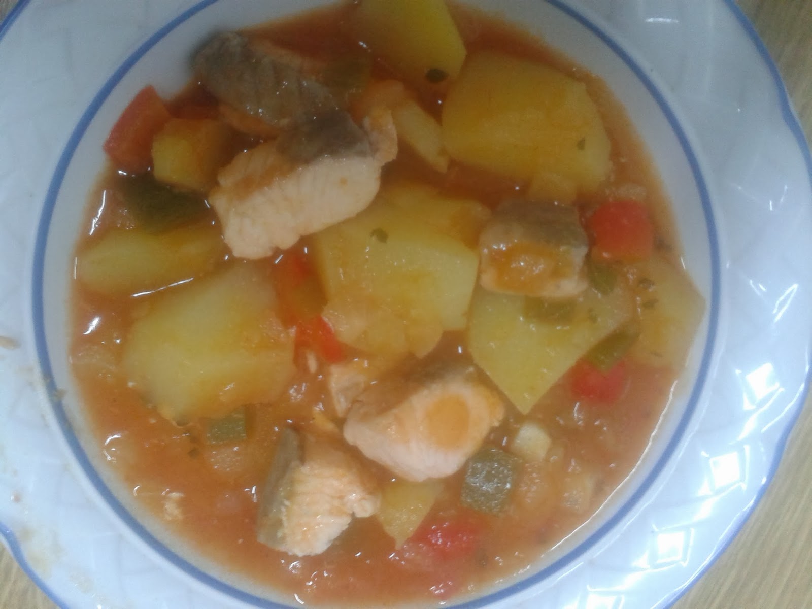 patatas guisadas con salmón